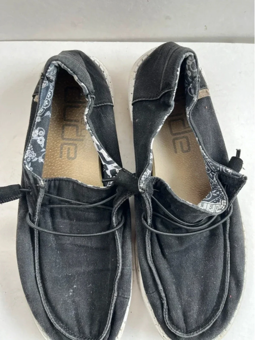 Hey Dude Women's Wendy Stretch Size 9 black comfy